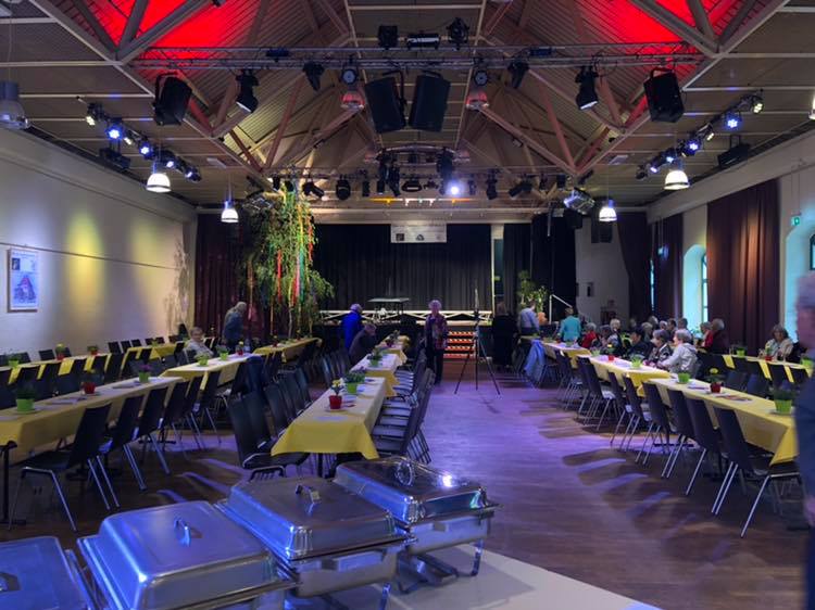 Buffet im Saal der Steinbreche